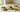 Matcha zum Backen mit Kuchen, Cookies und Pulver