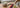 Leichter Matcha Latte neben ausgewogenem Frühstück ohne Diätversprechen