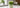 Matcha Glas mit Iced Latte und sichtbaren Schichten