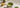 Ceremonial Grade Matcha Pulver und frisch aufgeschlagene Schale