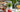 Iced Erdbeer Matcha Latte mit klaren Schichten