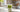 Iced Matcha in einem Glas mit Deckel