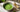 Matcha Tee Zubereitung in einer Schale