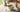 Einfache Matcha Zubereitung auf einem Kuechentisch